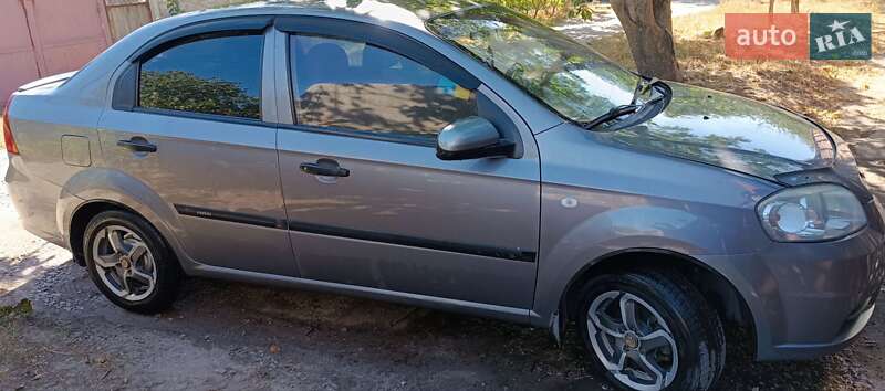 Седан Chevrolet Aveo 2006 в Харькове