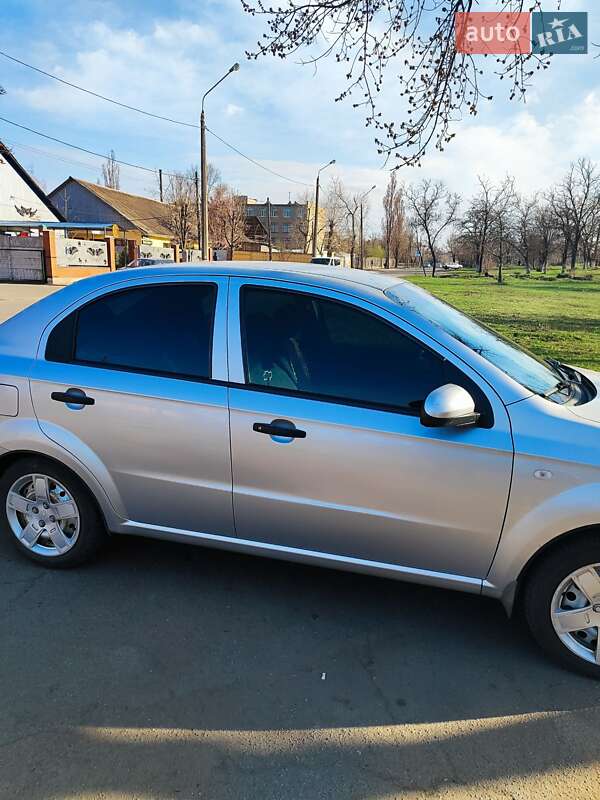 Седан Chevrolet Aveo 2011 в Кривом Роге фото 7 Седан Chevrolet Aveo 2011 в Кривом Роге