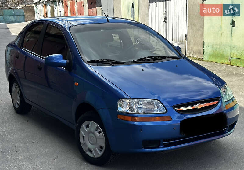 Седан Chevrolet Aveo 2005 в Киеве фото 10 Седан Chevrolet Aveo 2005 в Киеве