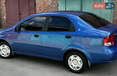 Седан Chevrolet Aveo 2005 в 