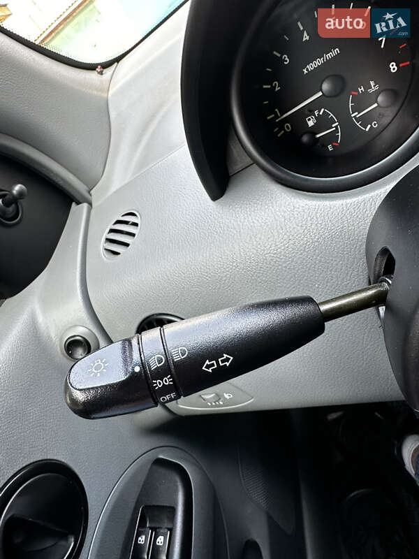 Седан Chevrolet Aveo 2005 в Киеве фото 37 Седан Chevrolet Aveo 2005 в Киеве