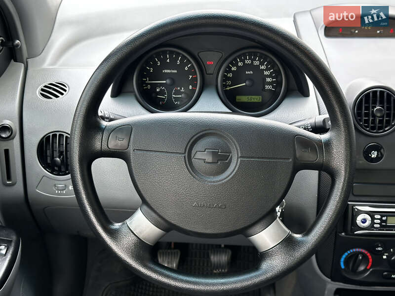 Седан Chevrolet Aveo 2005 в Киеве фото 39 Седан Chevrolet Aveo 2005 в Киеве