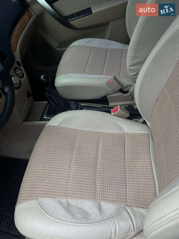 Седан Chevrolet Aveo 2007 в Чернигове