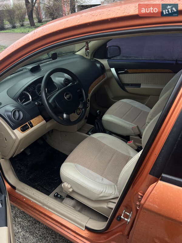 Седан Chevrolet Aveo 2007 в Чернигове