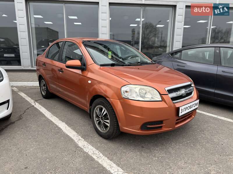 Седан Chevrolet Aveo 2006 в Кременчуці
