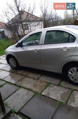Седан Chevrolet Aveo 2012 в 