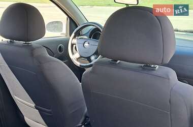 Хэтчбек Chevrolet Aveo 2008 в 