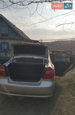 Седан Chevrolet Aveo 2006 в 