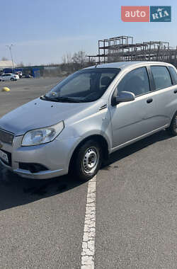 Хэтчбек Chevrolet Aveo 2008 в 
