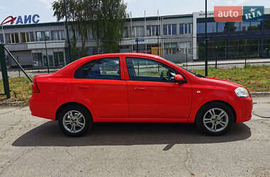 Седан Chevrolet Aveo 2010 в 