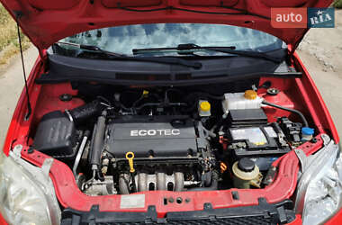 Седан Chevrolet Aveo 2010 в 