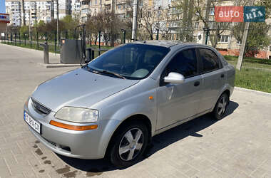 Седан Chevrolet Aveo 2005 в 
