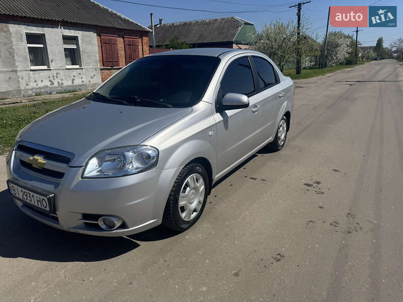 Седан Chevrolet Aveo 2008 в 