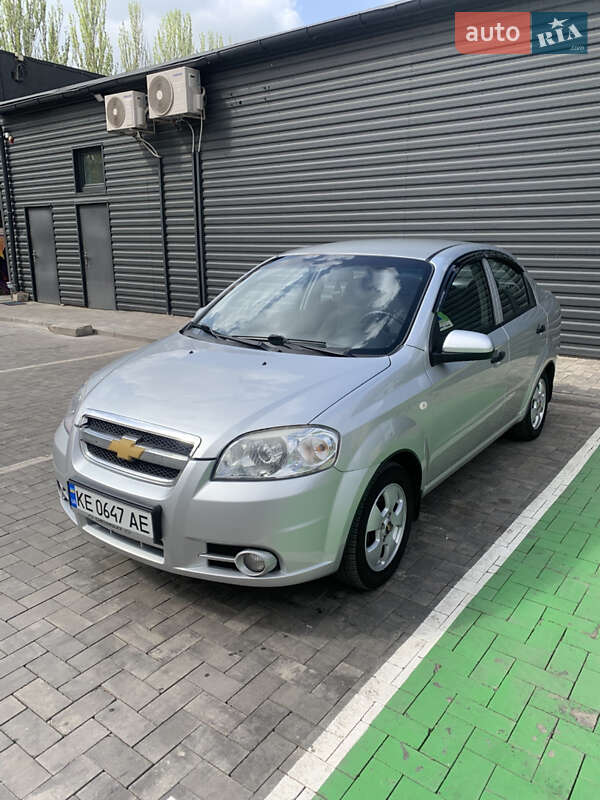 Седан Chevrolet Aveo 2008 в Кривом Роге