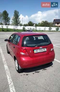 Хэтчбек Chevrolet Aveo 2007 в 
