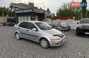 Седан Chevrolet Aveo 2005 в 