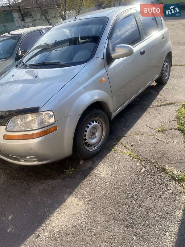 Chevrolet Aveo 2004