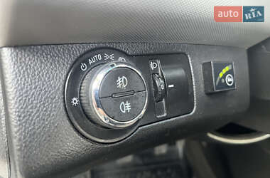 Седан Chevrolet Aveo 2012 в 