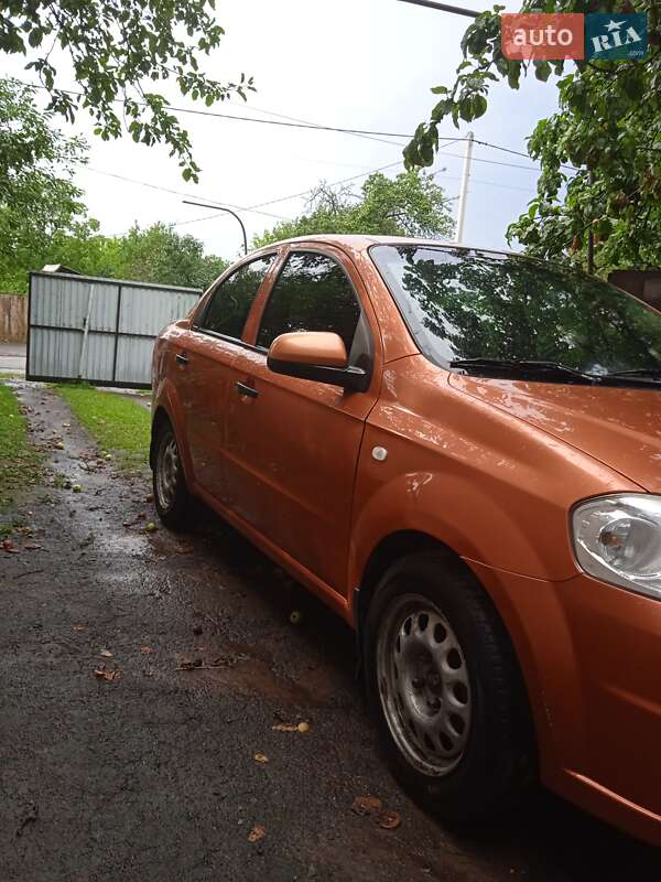 Седан Chevrolet Aveo 2006 в Горохові
