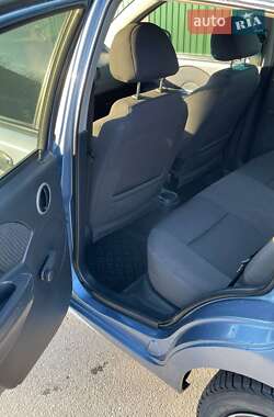Хэтчбек Chevrolet Aveo 2007 в 