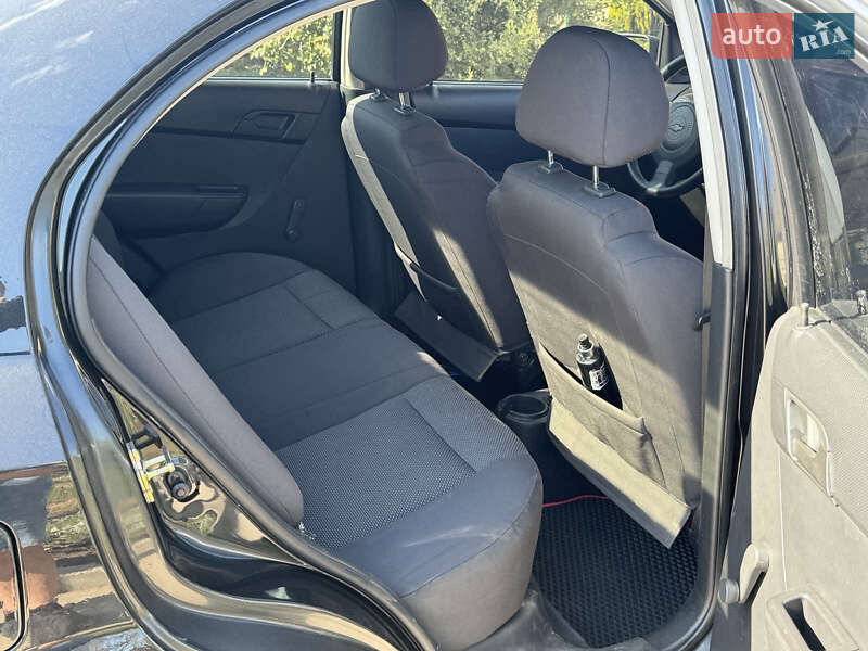 Седан Chevrolet Aveo 2007 в Одессе