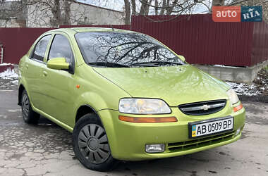 Седан Chevrolet Aveo 2004 в 