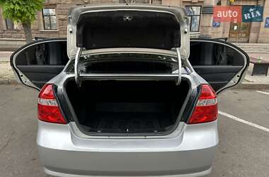 Седан Chevrolet Aveo 2009 в 