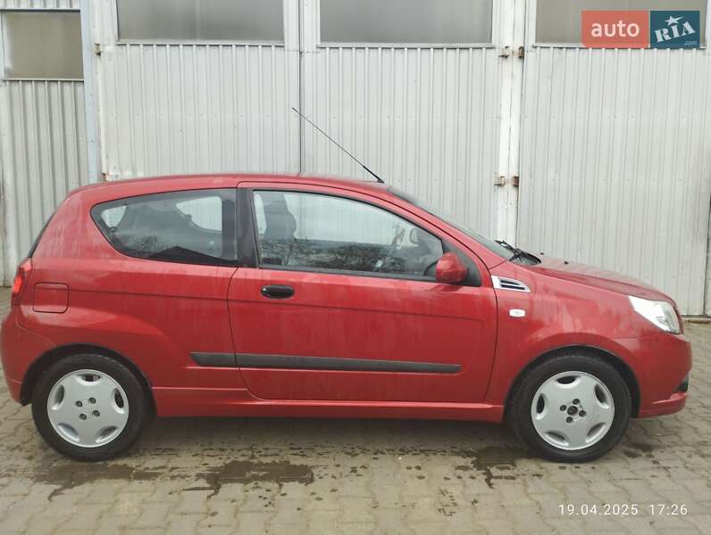 Хэтчбек Chevrolet Aveo 2008 в Черновцах фото 4 Хэтчбек Chevrolet Aveo 2008 в Черновцах
