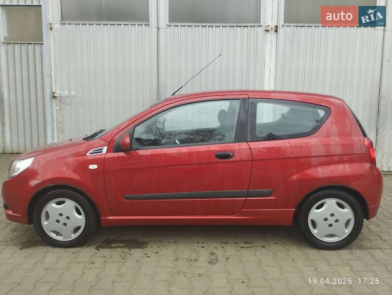Хэтчбек Chevrolet Aveo 2008 в Черновцах фото 5 Хэтчбек Chevrolet Aveo 2008 в Черновцах