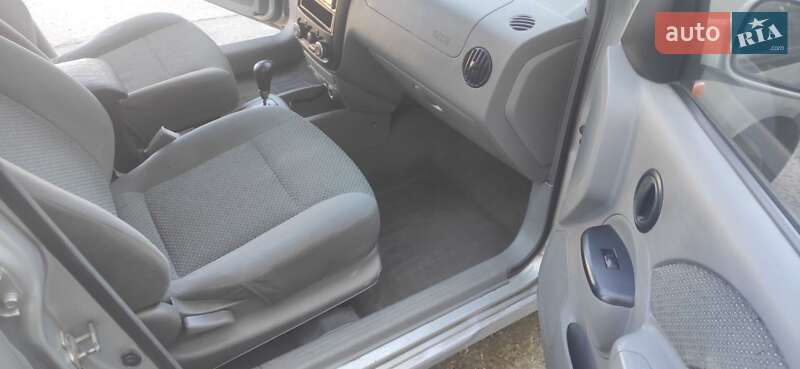 Седан Chevrolet Aveo 2005 в Запоріжжі