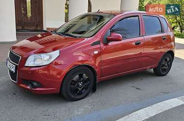 Хэтчбек Chevrolet Aveo 2008 в 