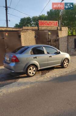 Седан Chevrolet Aveo 2006 в Александрие