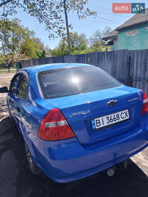 Седан Chevrolet Aveo 2006 в Полтаве