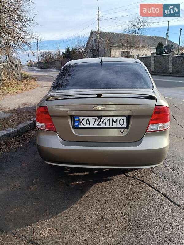 Седан Chevrolet Aveo 2004 в Виннице