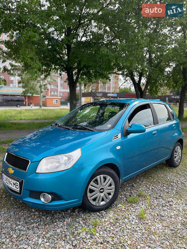 Хэтчбек Chevrolet Aveo 2008 в 