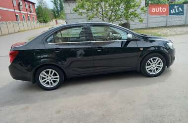 Седан Chevrolet Aveo 2012 в 