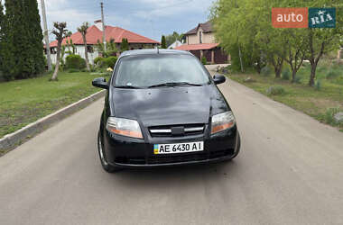 Хэтчбек Chevrolet Aveo 2006 в 