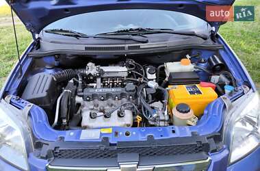 Седан Chevrolet Aveo 2008 в 