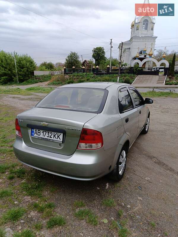 Седан Chevrolet Aveo 2004 в Бару