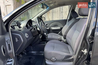 Хэтчбек Chevrolet Aveo 2007 в 