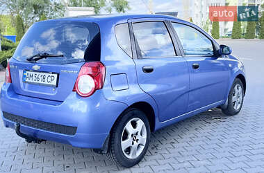 Хэтчбек Chevrolet Aveo 2008 в 