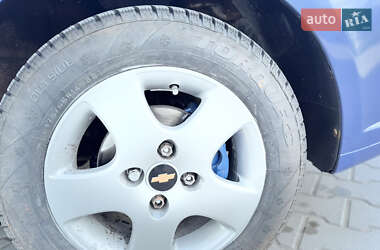 Хэтчбек Chevrolet Aveo 2008 в 
