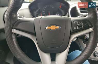 Седан Chevrolet Aveo 2017 в 