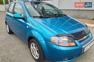 Хетчбек Chevrolet Aveo 2008 в 