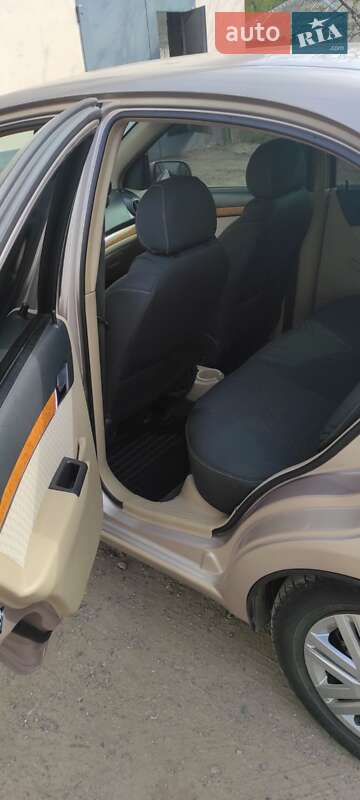 Седан Chevrolet Aveo 2008 в Полтаве