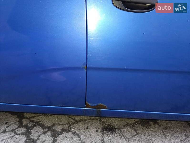 Хэтчбек Chevrolet Aveo 2005 в Харькове