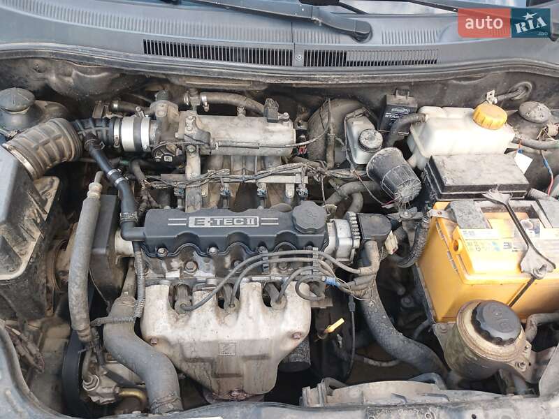 Седан Chevrolet Aveo 2007 в Хмельницькому