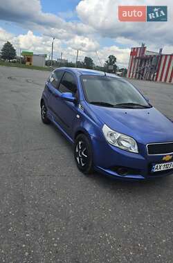 Хэтчбек Chevrolet Aveo 2008 в 