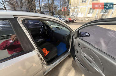 Седан Chevrolet Aveo 2005 в 