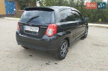 Хэтчбек Chevrolet Aveo 2008 в 